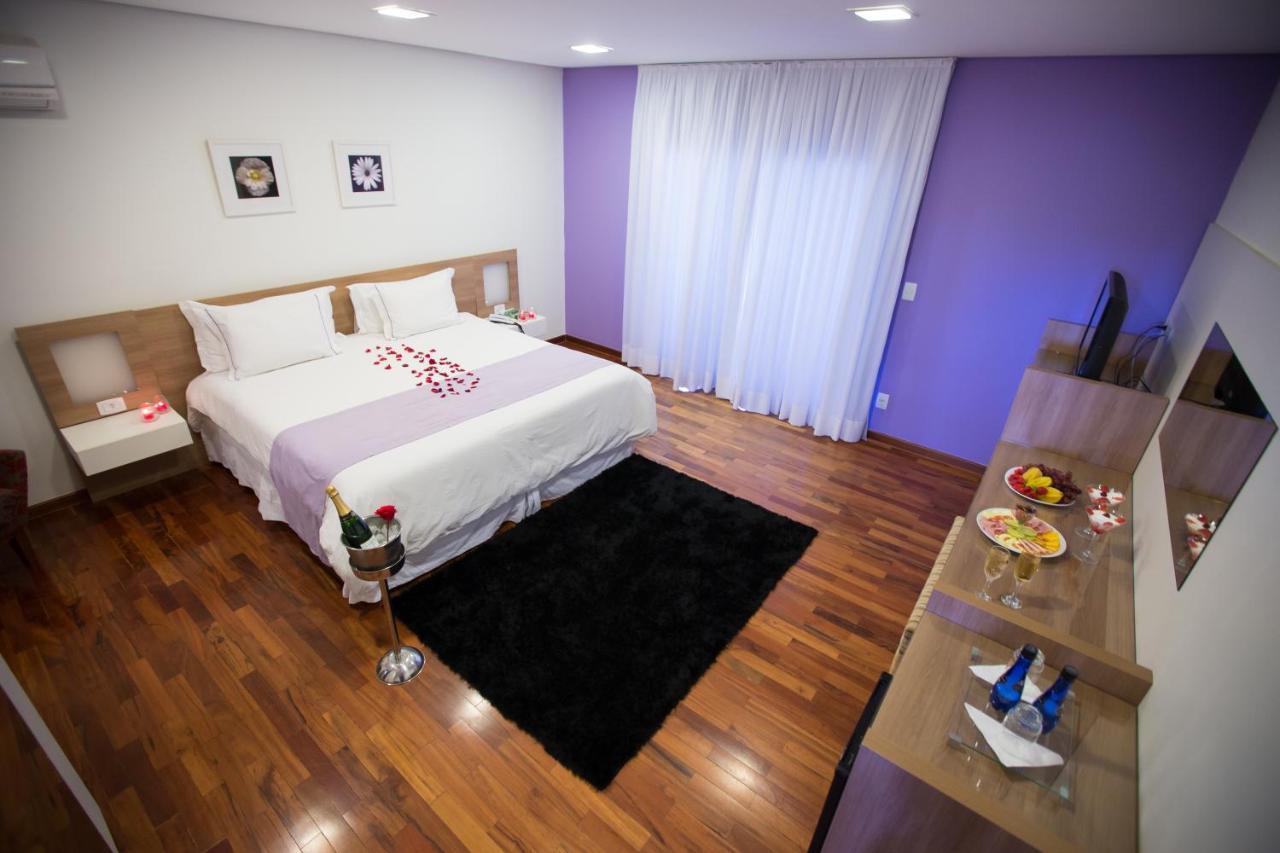 Ramada By Wyndham Furnaspark فورميغا الغرفة الصورة